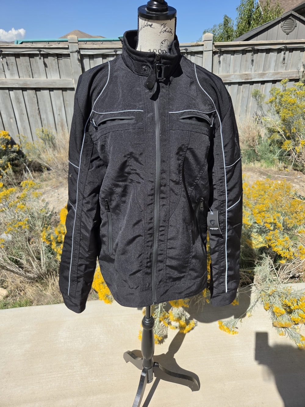 Men's Black Performance Jacket with Reflective Trim